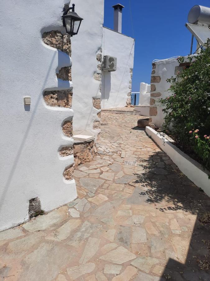 Old Plaka Villa Exterior photo